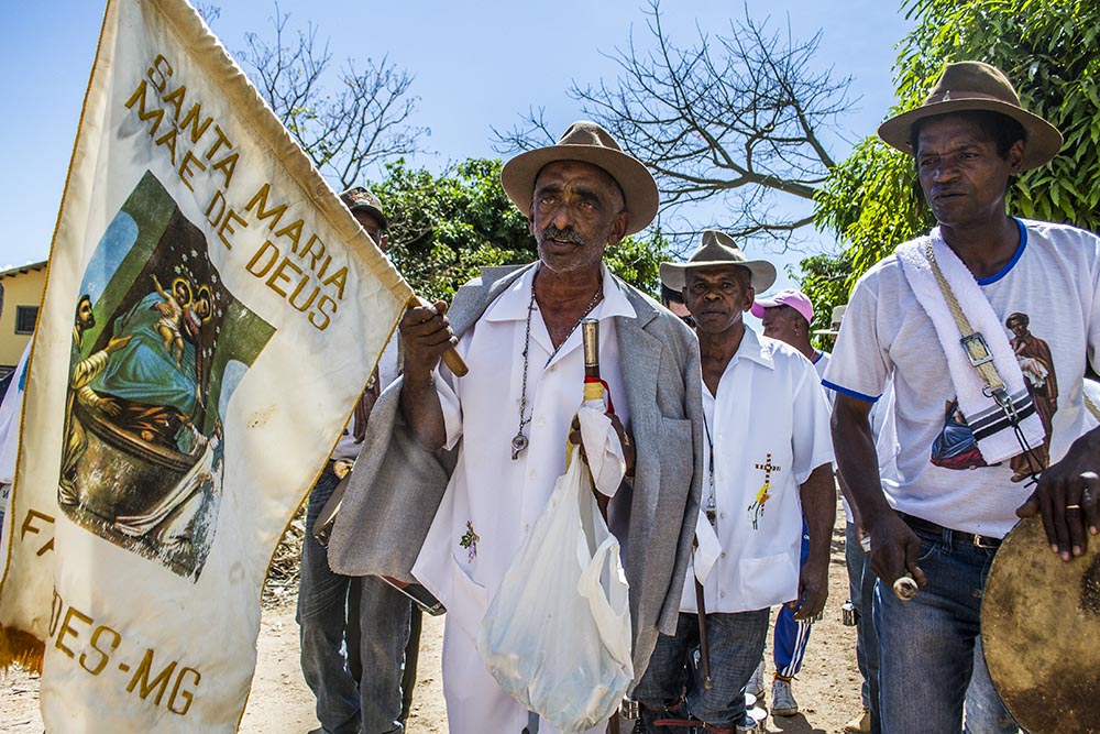 Terno de Moçambique do Capitão Júlio Antônio